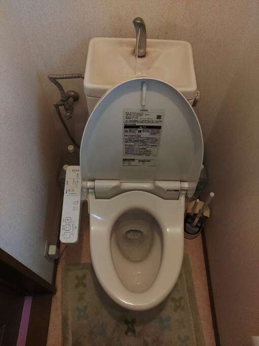 トイレ　工事前