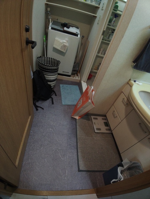 施工前 洗面所・洗濯機まわり