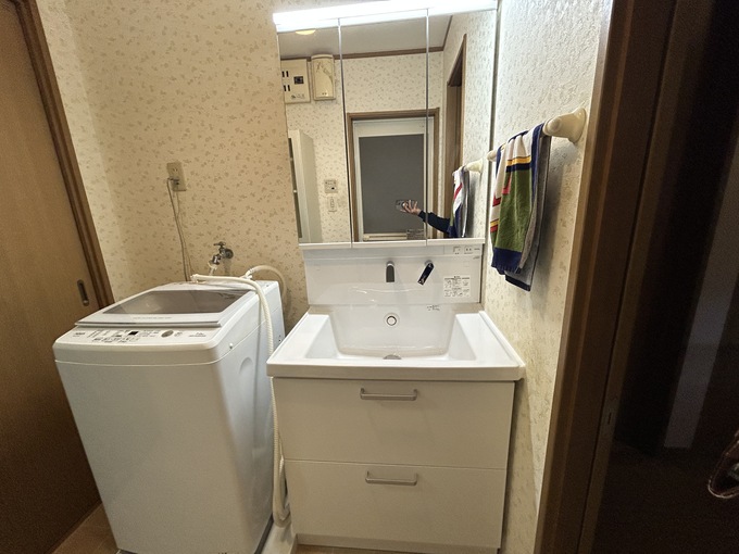 豊中市夕日丘 洗面所リフォーム施工後 洗面化粧台交換