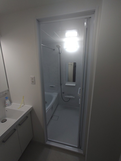 施工後 ユニットバス入口