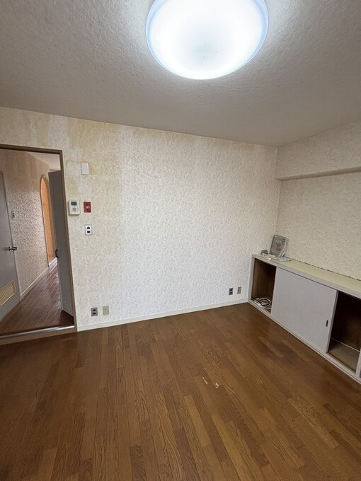 マンションリフォーム施工前 LDK