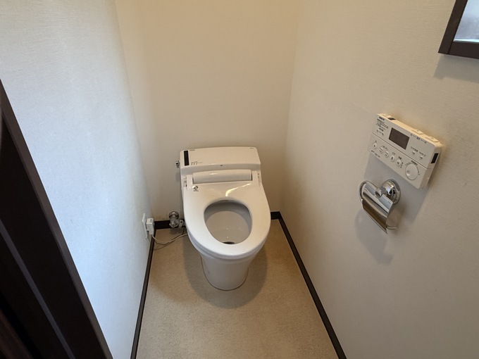 リフォーム前の既存トイレ空間