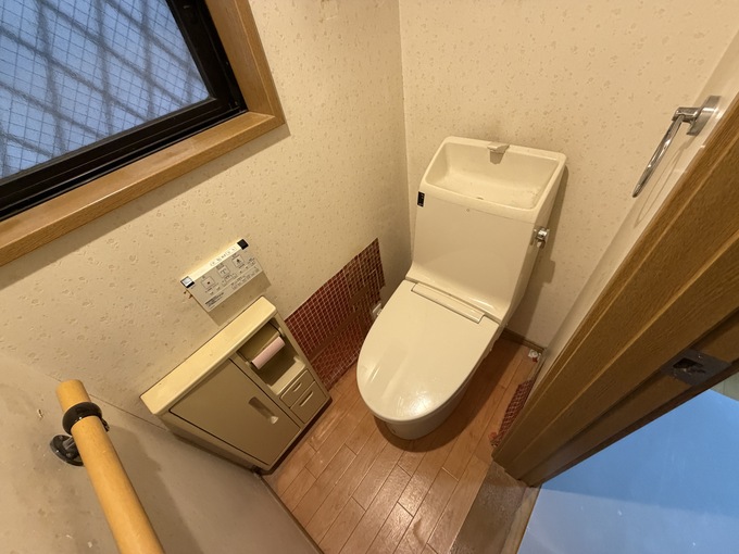 西宮市西福町 トイレリフォーム施工前
