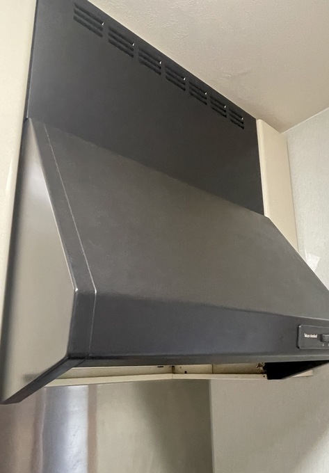 【施工前】ブーツ型レンジフード