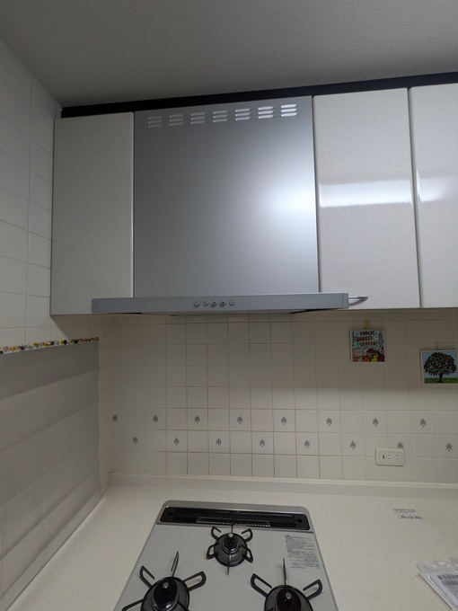 豊中市上新田 マンション レンジフード交換後|クリナップ フラットスリムレンジフードW600