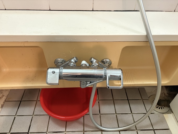 西宮市門前町｜浴室水栓交換前・既存のサーモスタット混合水栓