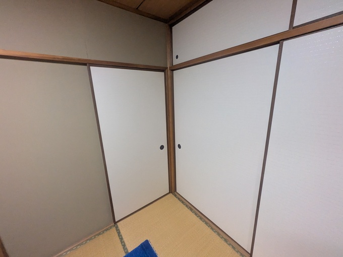 【施工後】押入れ襖も貼り替えて明るくなった和室