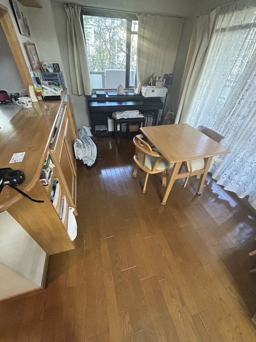 「西宮市宮前町 マンションフローリングリフォーム｜施工前のダイニング」