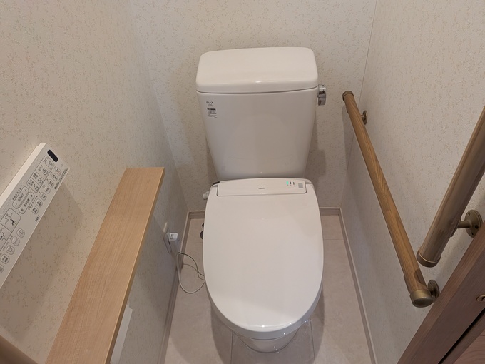 豊中市上新田 マンショントイレリフォーム施工後|LIXILアメージュ便器
