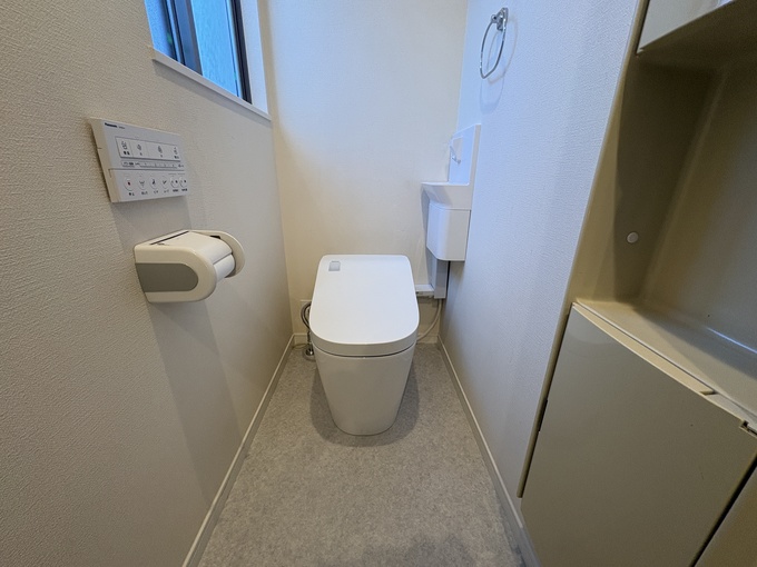 西宮市 1階トイレリフォーム施工後｜PanasonicアラウーノL150・手洗い器設置