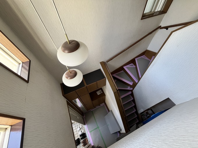 箕面市｜階段と玄関まで丁寧に行った養生