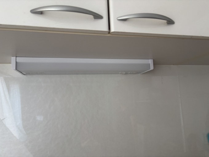 施工後｜Panasonic キッチンライト LGB52094LE1