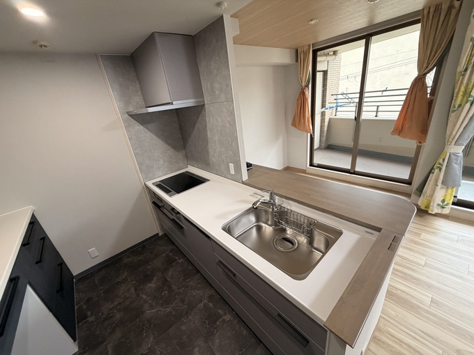 【施工後】西宮市マンションのキッチン｜クリナップのシステムキッチンに交換
