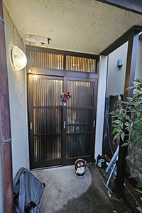 名古屋市昭和区 Y様邸-玄関ドアリフォーム施工前01