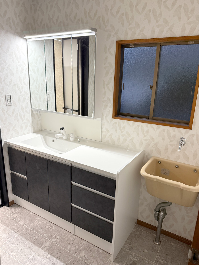 知多市 K様邸-洗面リフォーム施工後02