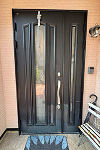 福岡市早良区 I様邸-玄関ドアリフォーム施工前01