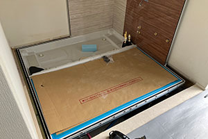 浜松市浜名区 F様邸-バスルームリフォーム施工中01