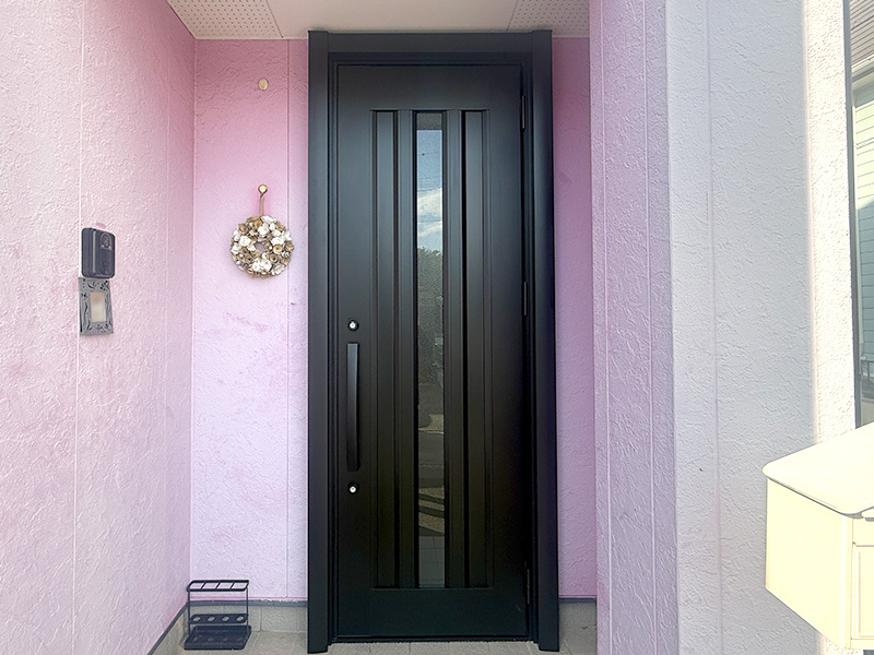 浜松市中央区 S様邸-玄関ドアリフォーム施工後01