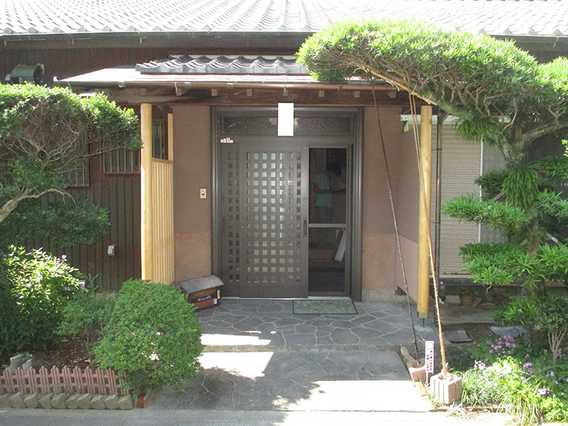 浜松市中央区 S様邸-外壁工事その他リフォーム施工後01