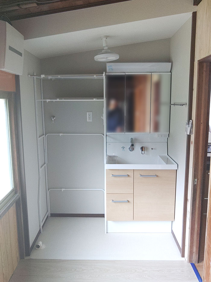 常滑市 S様邸-洗面リフォーム施工後01