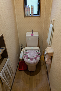東大阪市 S様邸-トイレリフォーム施工前01