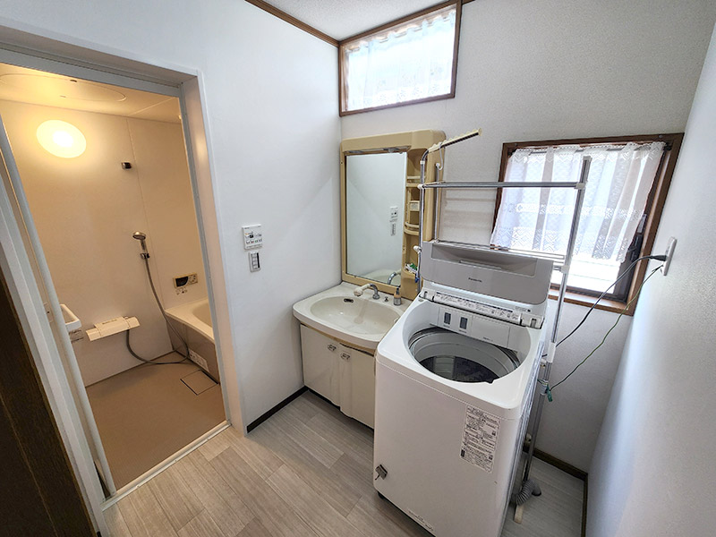 菊池郡菊陽町 I様邸-バスルームリフォーム, 洗面リフォーム施工後02
