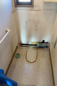 一宮市 A様邸-トイレリフォーム施工中02