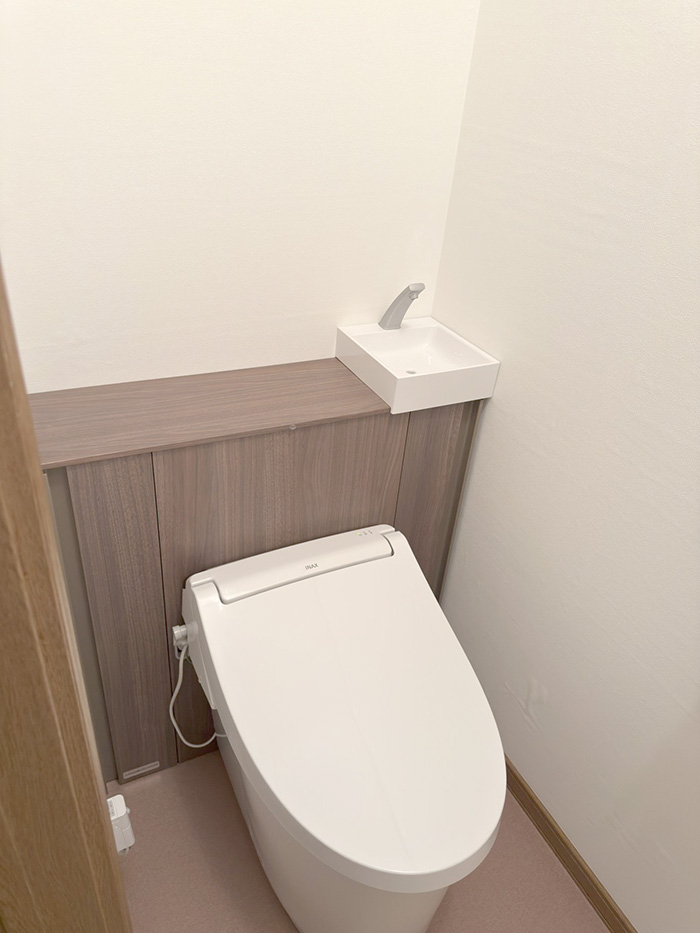 宝塚市 H様邸-トイレリフォーム施工後01