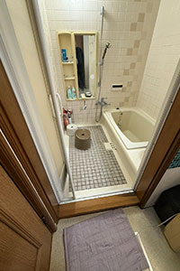 廿日市市 T様邸-玄関ドアリフォーム施工前01