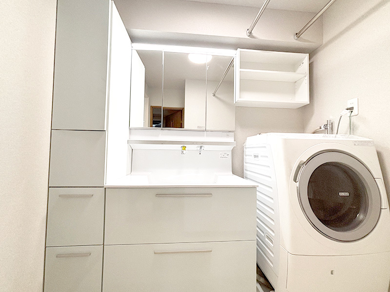 刈谷市 K様邸-洗面リフォーム施工後01