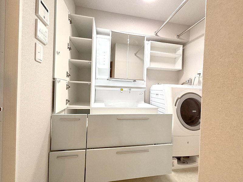 刈谷市 K様邸-洗面リフォーム施工後03