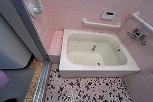 横浜市青葉区 T様邸-バスルームリフォーム施工前01