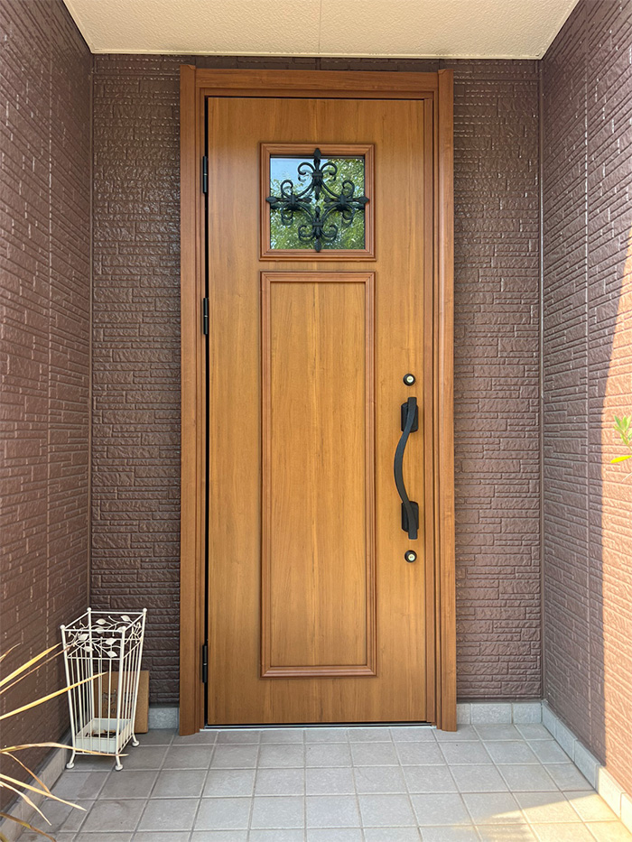 倉敷市 M様邸-玄関ドアリフォーム施工後01