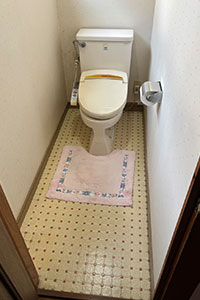 久留米市 E様邸-トイレリフォーム施工前01