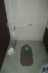 宇治市 T様邸-トイレリフォーム施工中01