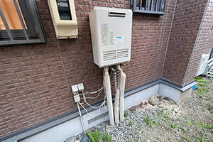 長野市 M様邸-給湯器・エコキュート交換施工前03