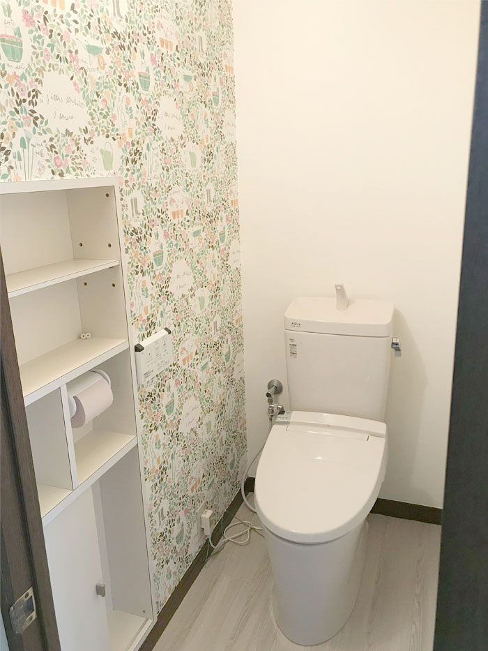 北名古屋市 アクセントクロスが可愛らしいトイレ