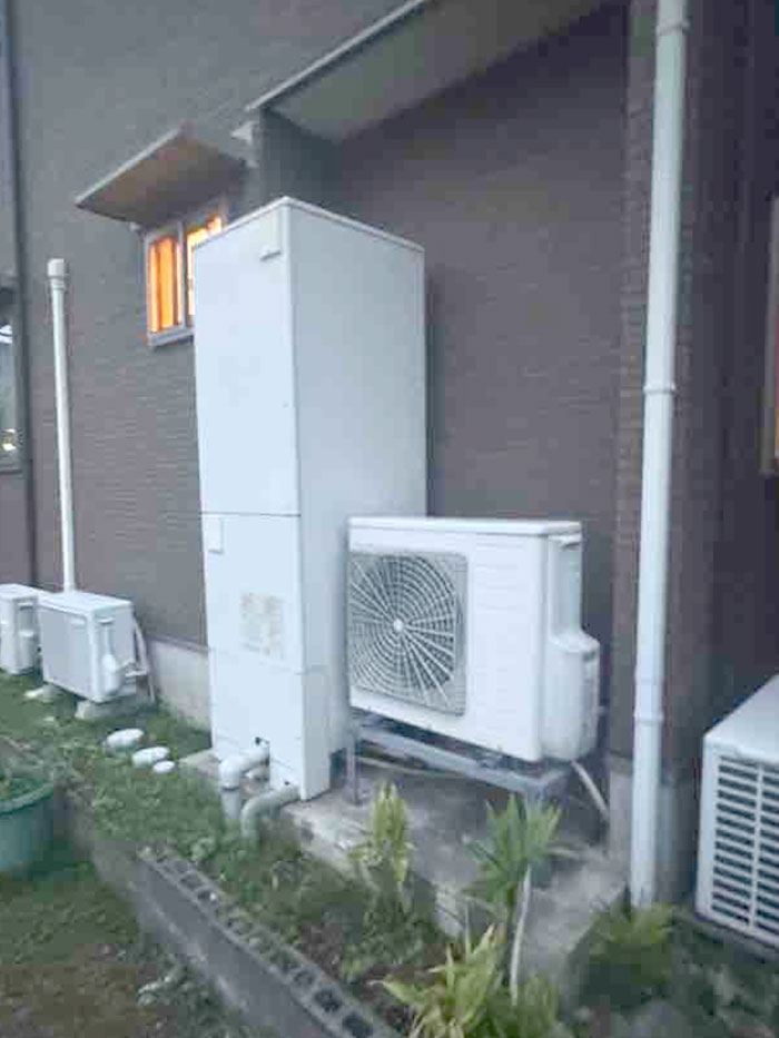 新潟市東区 I様邸-給湯器・エコキュート交換施工前01