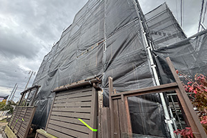 新潟市秋葉区 Y様邸-外壁・屋根リフォーム施工中01