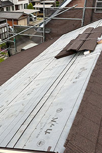 新潟市東区 M様邸-外壁・屋根リフォーム施工中01