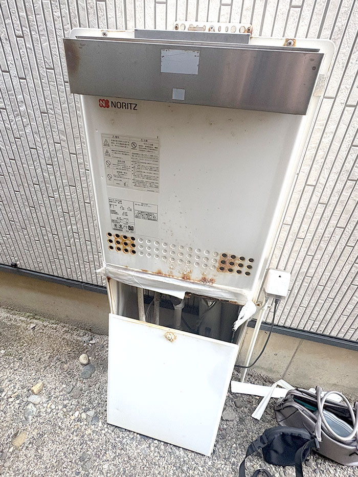 新潟市東区 B様邸-給湯器・エコキュート交換施工前01