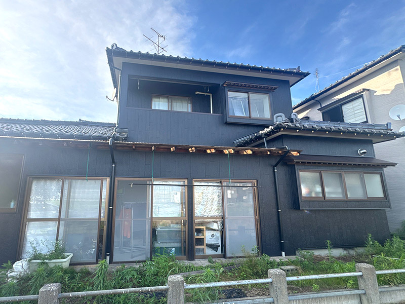 新発田市 K様邸-外壁・屋根リフォーム施工後01