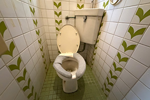 西宮市 I様邸-トイレリフォーム施工前02