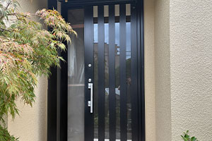 西宮市 M様邸-玄関ドアリフォーム施工前01