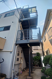 大田区 O様邸-外壁・屋根リフォーム施工前02