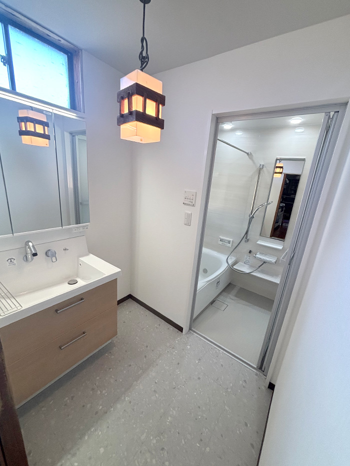 大川市 H様邸-洗面リフォーム施工後02