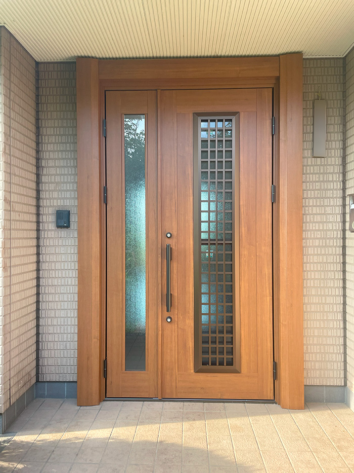 相模原市中央区 U様邸-玄関ドアリフォーム施工後01