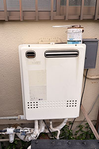 相模原市中央区 U様邸-給湯器・エコキュート交換施工前04