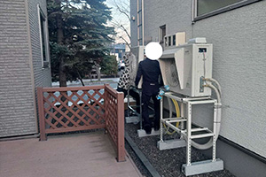 札幌市厚別区 K様邸-給湯器・エコキュート交換施工中01