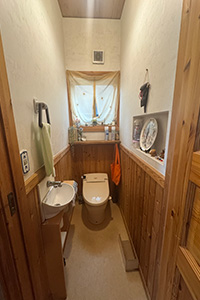 草津市 F様邸-トイレリフォーム施工前01